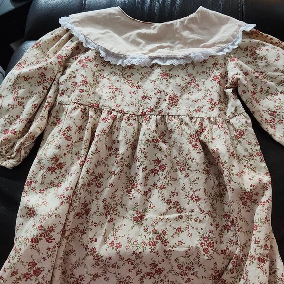 Girls dress - Picture 1 of 1